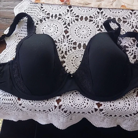 Set of 4 Sexy Soma Bras - Picture 5 of 13